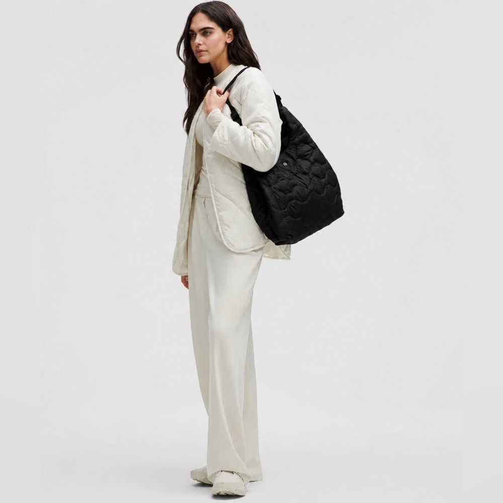 Lululemon Quilty Pleasures Shoulder Bag 14L